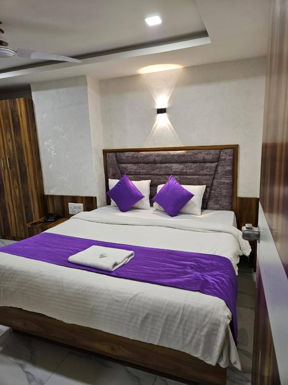 Hotel Ozone,Ahmedabad Exterior foto