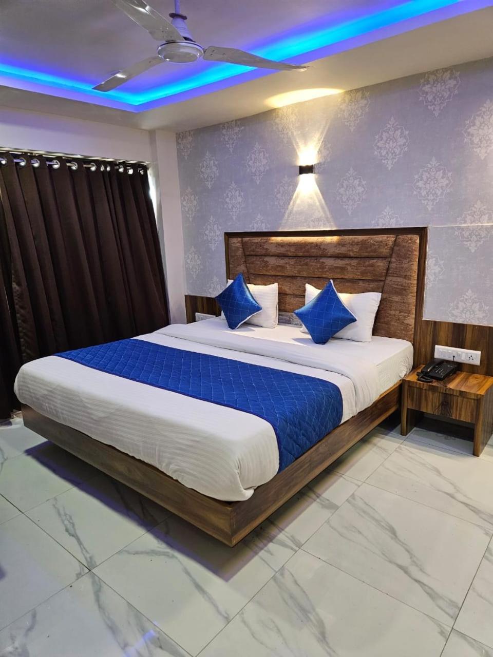 Hotel Ozone,Ahmedabad Exterior foto